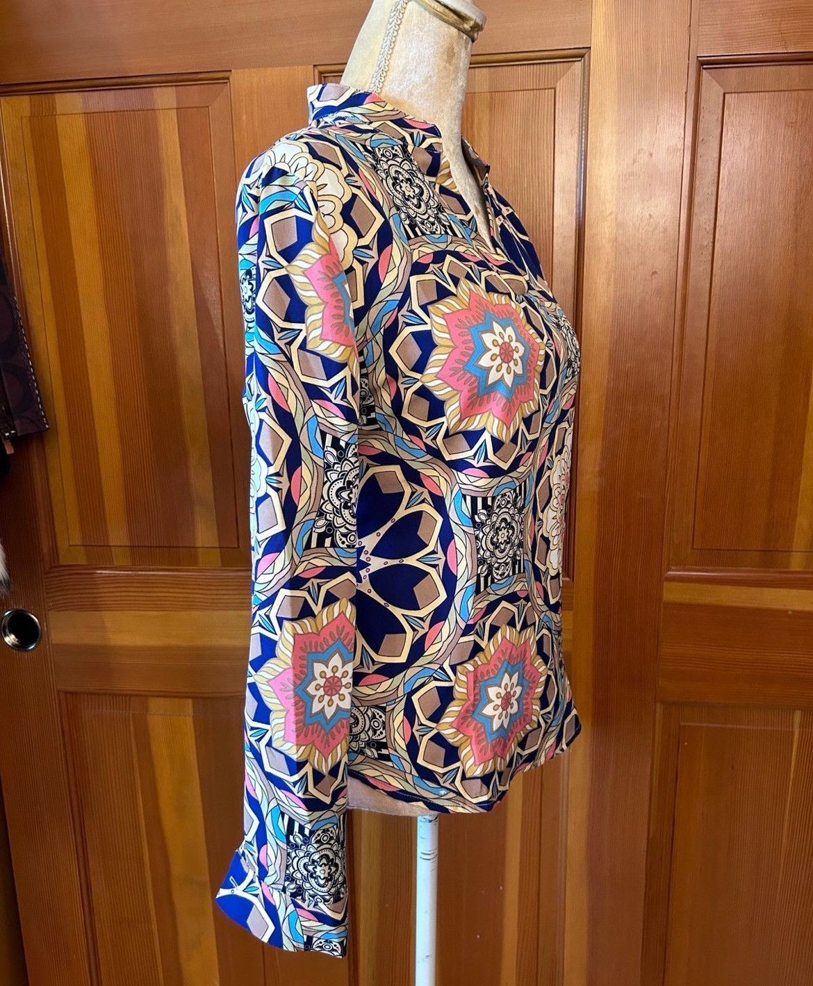 Designer × Other NWT, Lavishly Paris Mandala Print Batwing Sleeve Blouse Size S / US 4 / IT 40 - 5 Thumbnail