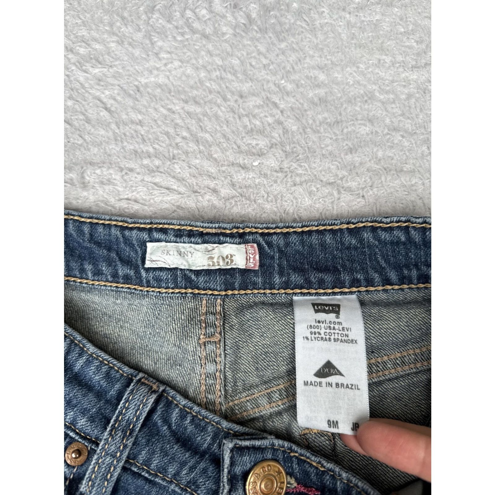 Levi's Levi's 508 Shorts Womens 9 Blue Denim Cut-Off Frayed Raw Hem 5-Pocket Spring Summer 29 Inseam Juniors Girls Size 30" / US 8 / IT 44 - 7 Thumbnail