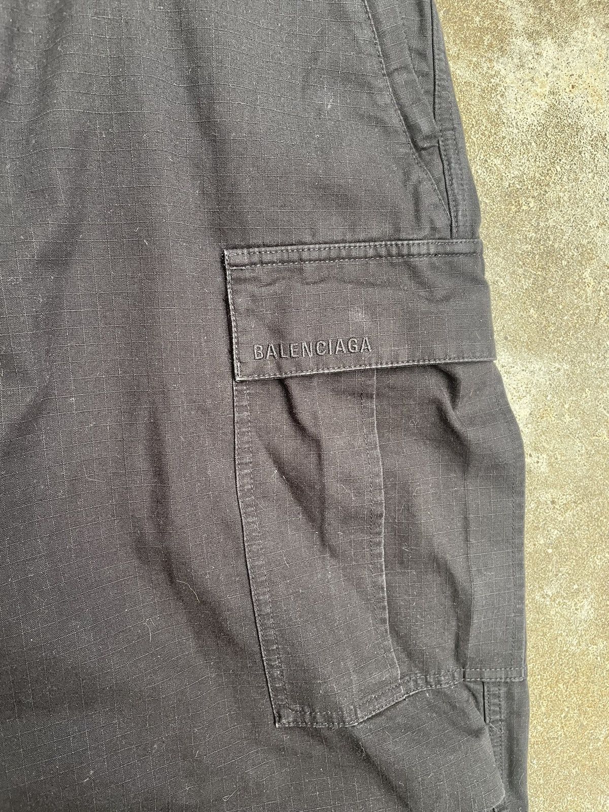 Balenciaga FW22 Flared Pulled Cargos Size US 32 / EU 48 - 10 Thumbnail