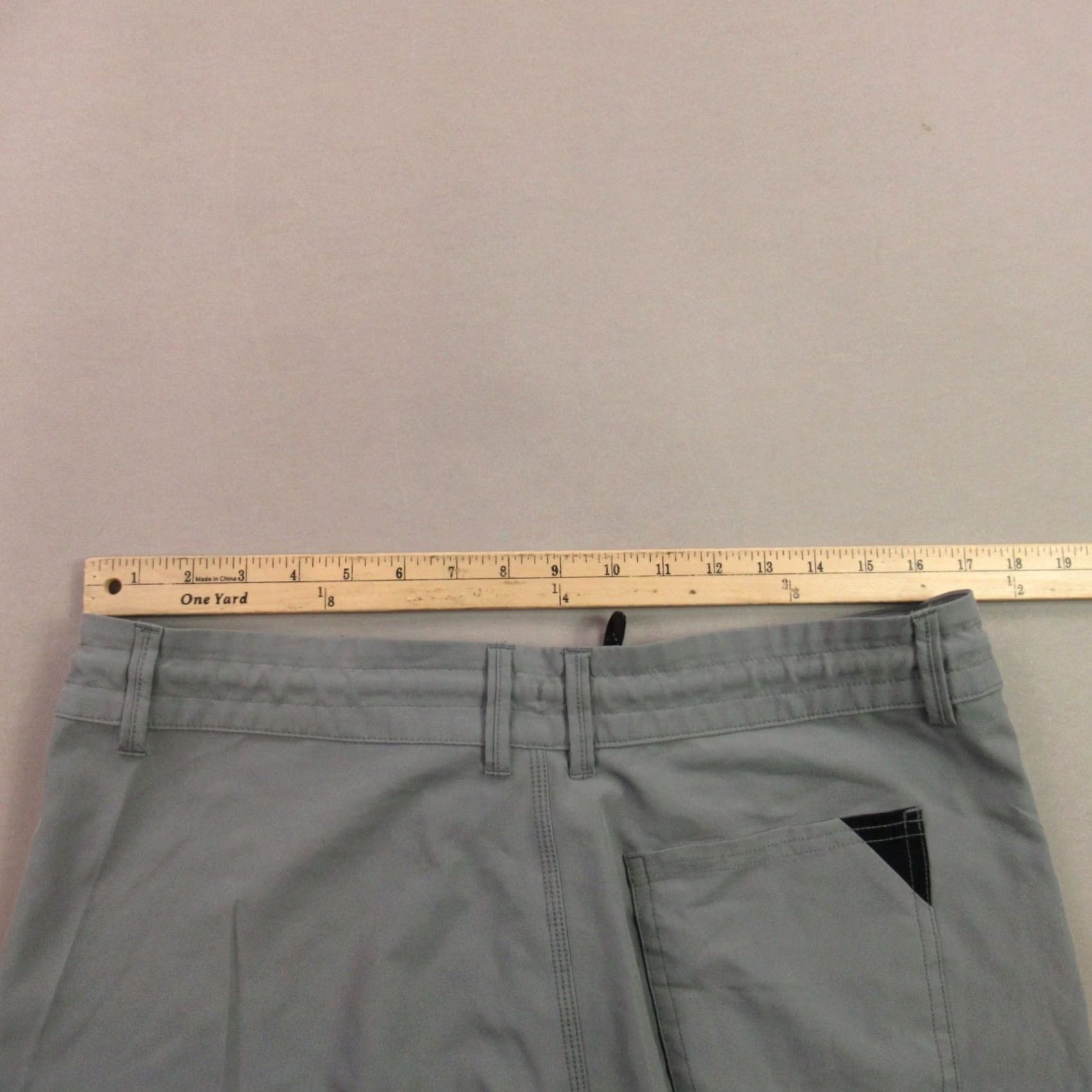 Oakley Oakley Shorts Mens 34 Gray Chino Swim Outdoors Lightweight Drawstring Size US 34 / EU 50 - 5 Thumbnail