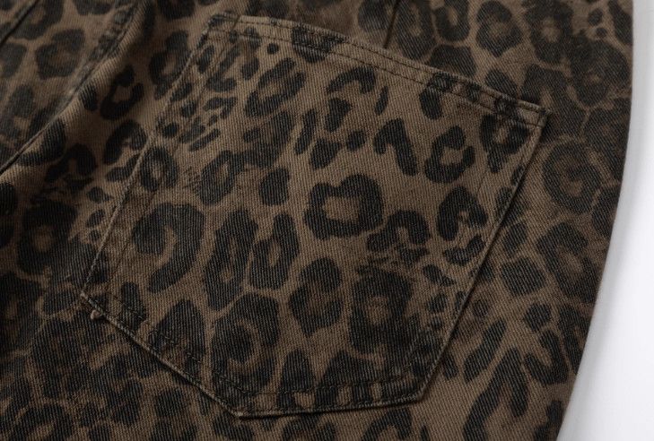 Vintage Men's vintage washed distressed loose wide-leg leopard jeans Size US 32 / EU 48 - 4 Thumbnail