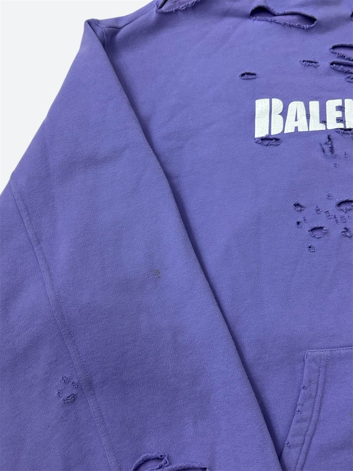 Balenciaga Balenciaga Destroyed Oversized Hoodie Size US S / EU 44-46 / 1 - 7 Thumbnail