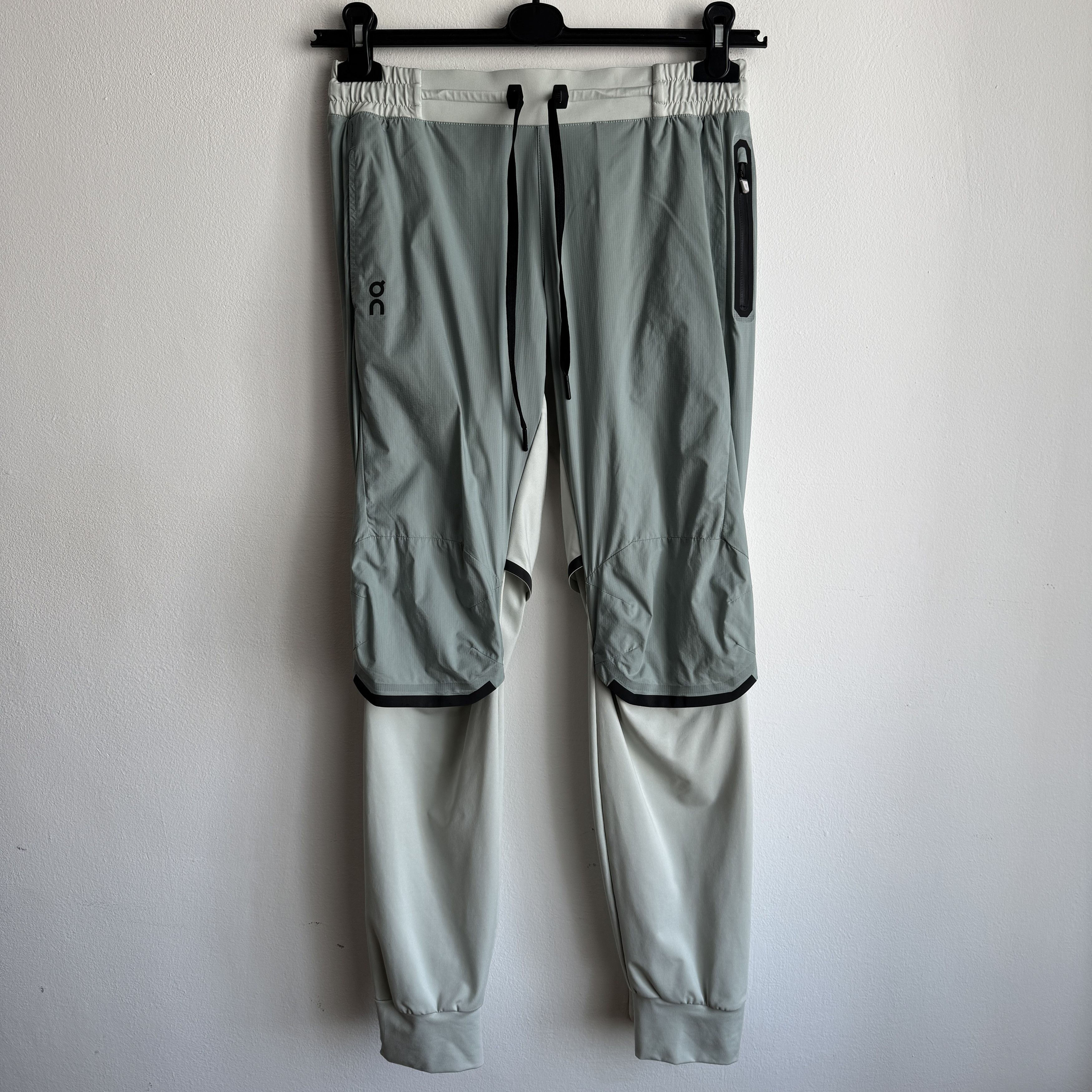 On Run On Clouds Running Women's Pants Cloud S Size 30" / US 8 / IT 44 - 1 Thumbnail