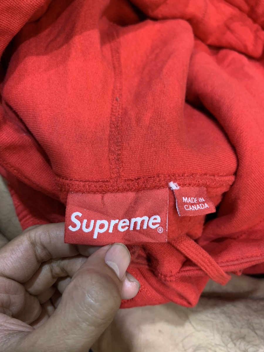 Supreme Supreme FW/16 Embroidered Hoodie Red on Red Size US L / EU 52-54 / 3 - 6 Thumbnail
