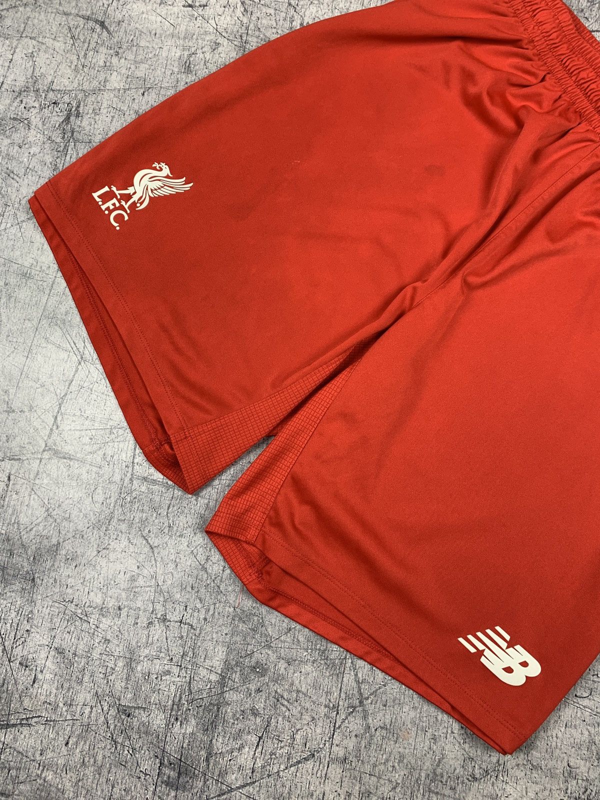 New Balance New Balance x Liverpool Football Soccer Shorts Size L Red Size US 34 / EU 50 - 3 Thumbnail