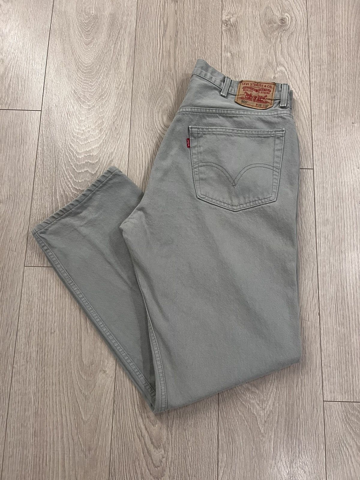 Levi's × Vintage Vintage Levi’s 505 Light Wash Denim Jeans y2k 2000s 00s Size US 36 / EU 52 - 2 Thumbnail
