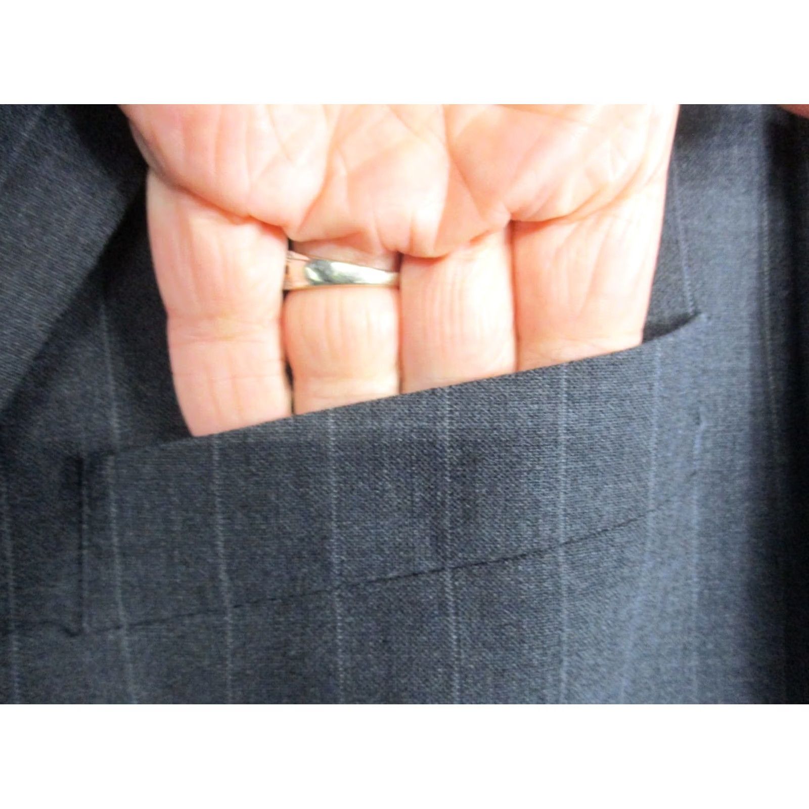 Brooks Brothers VINTAGE Brooks Brothers Suit 42 Gray Pinstripe Wool Blend Stretch Mens Size 42R - 3 Thumbnail