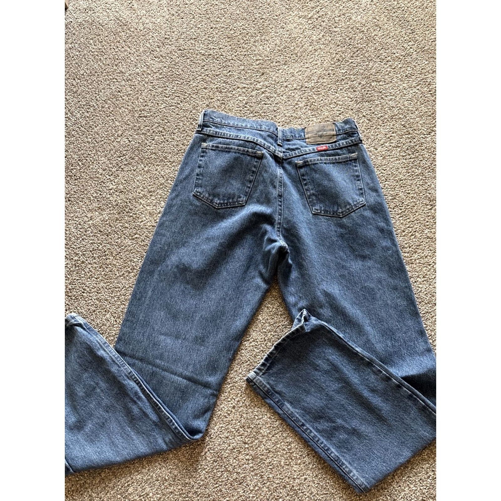 Wrangler VINTAGE Wrangler Denim Jeans Medium Blue 31x34 Regular Fit 5-Pocket Cowboy Cut Mens Wrangler Cowboy Cut Regular Size 31 34 Inseam 34 Jeans Size US 31 - 4 Thumbnail