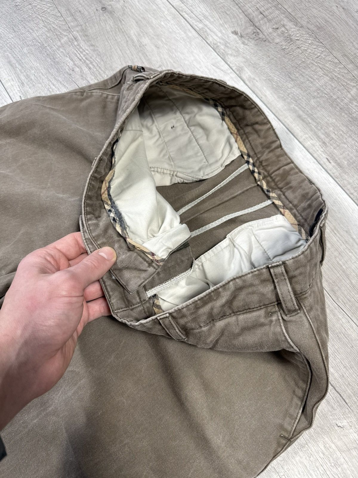 Burberry Burberry London Classic Sand Chinos Pants Trousers Size US 34 / EU 50 - 8 Thumbnail