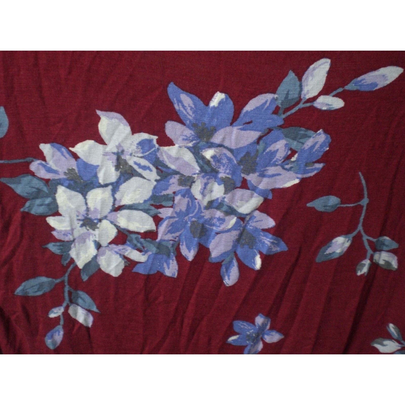 Other NWT LuLaRoe SMALLFloral Burgundy Lynnae Shirt Top Blouse Size S / US 4 / IT 40 - 6 Thumbnail