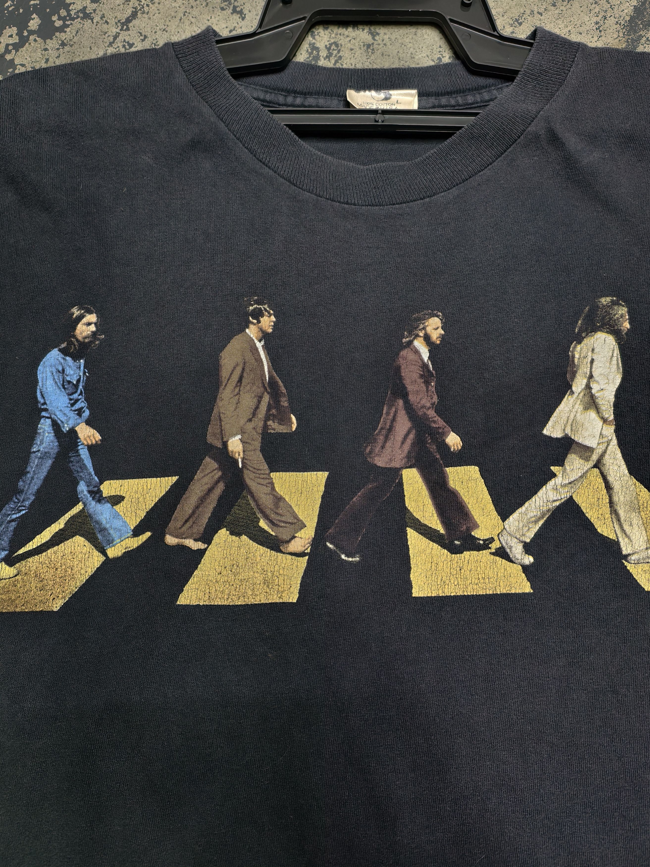 Band Tees Vtg 1999 The Beatles tag cronies Size US L / EU 52-54 / 3 - 4 Thumbnail