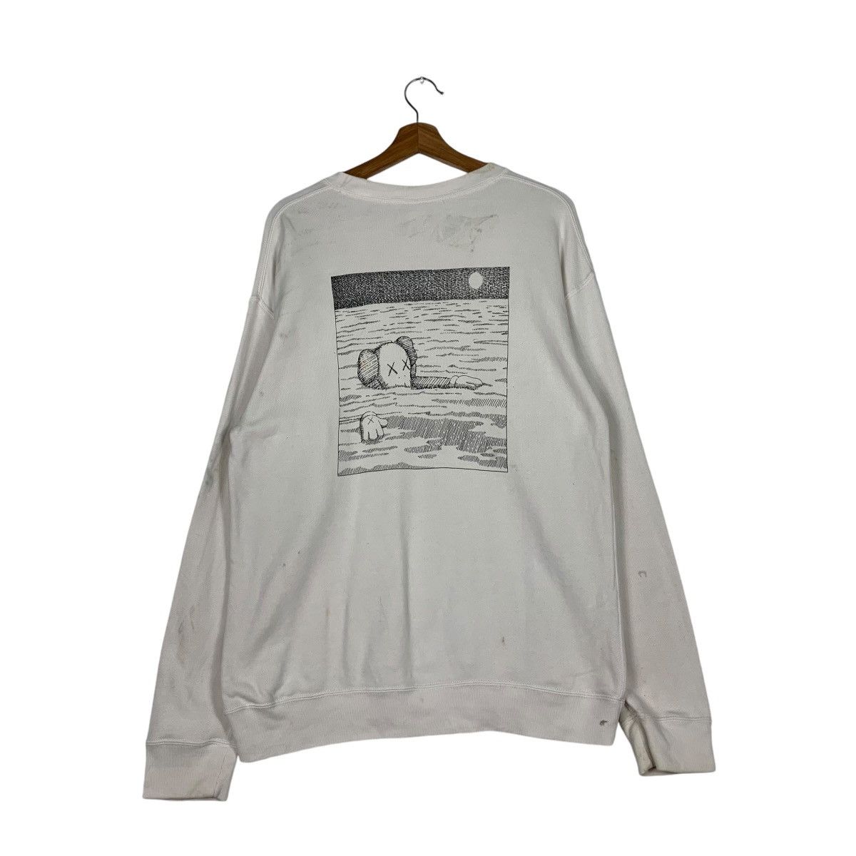 Uniqlo UNIQLO X KAWS Big Logo Graphic Sweatshirt #1257-C57 Size US L / EU 52-54 / 3 - 1 Thumbnail