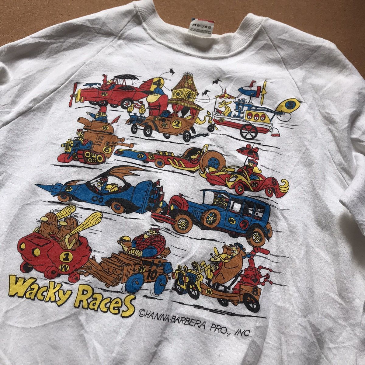 Cartoon Network × NASCAR × Vintage Vintage 1980s Hanna Barbera RARE Wacky Races Sweatshirt Size US M / EU 48-50 / 2 - 7 Thumbnail