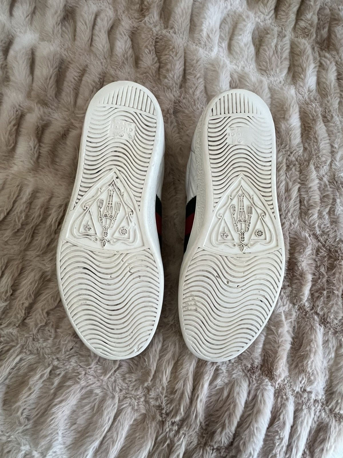 Gucci Men's Gucci Ace sneaker with bee Size US 8 / EU 41 - 6 Thumbnail