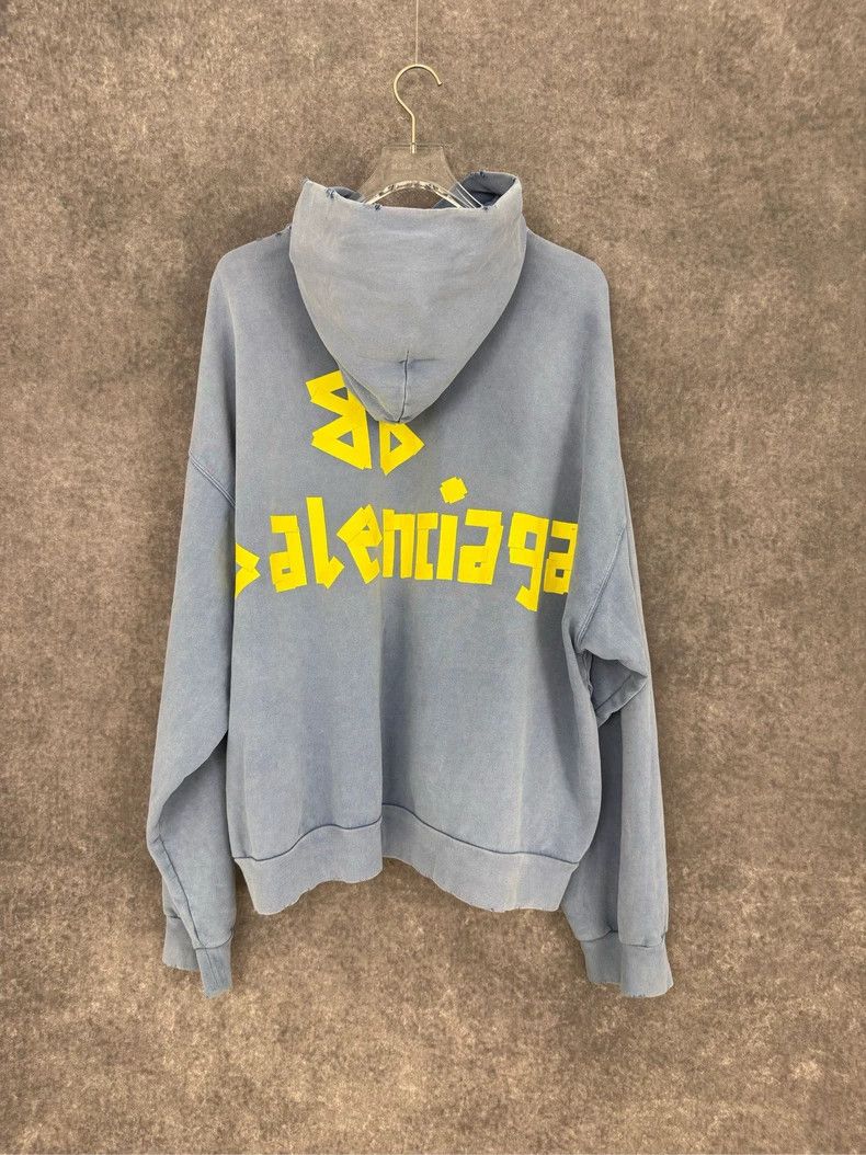 Balenciaga Balenciaga Rubber tape destroys hooded sweater. Size US L / EU 52-54 / 3 - 2 Thumbnail