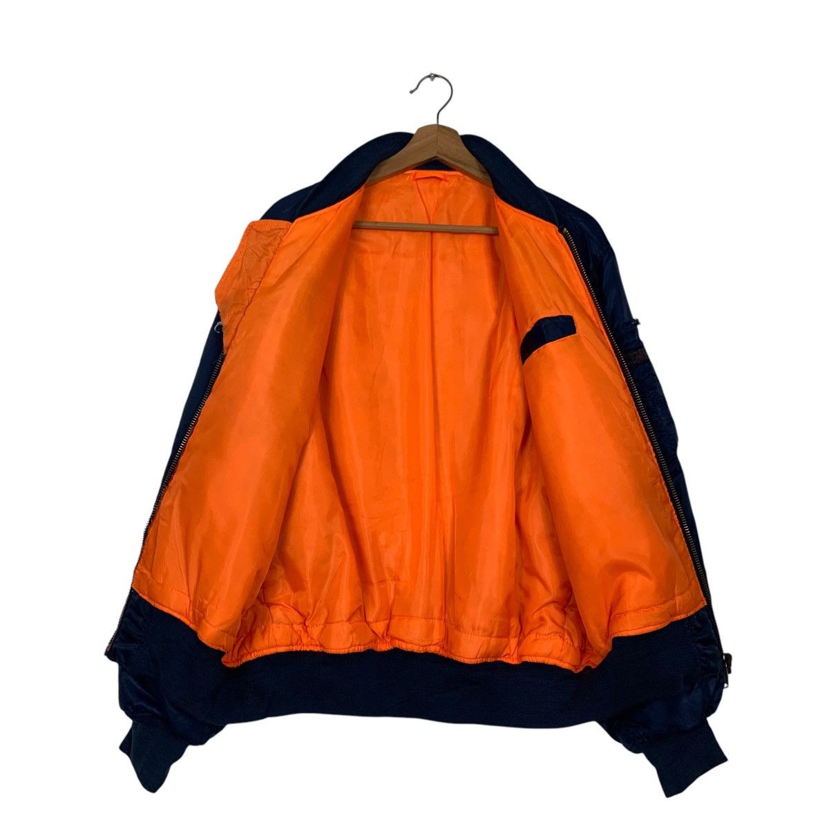 Vintage Vintage 90's Blue Bomber Jacket #2508-C113 Size US L / EU 52-54 / 3 - 11 Thumbnail
