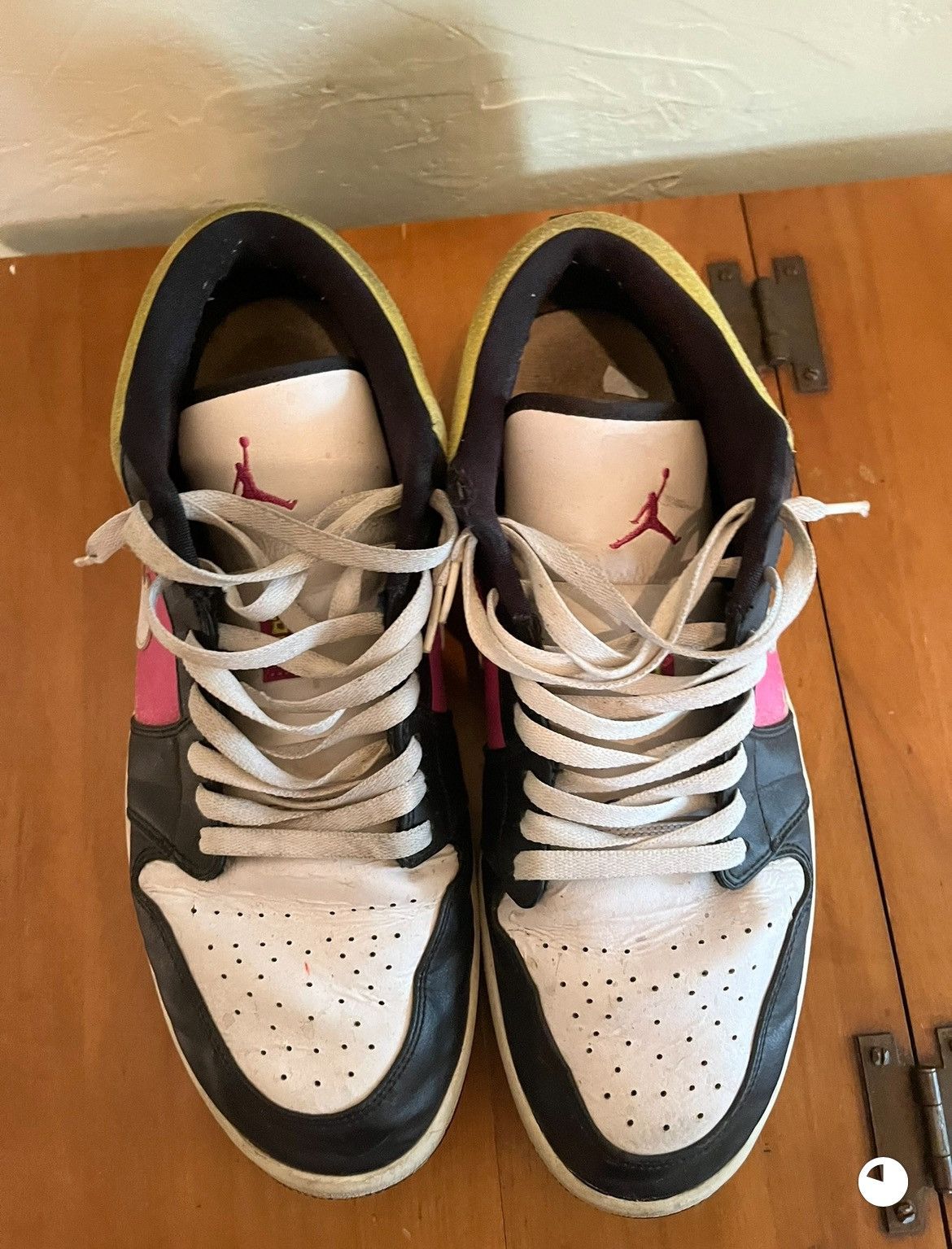 Nike Nike Jordan 1 low spray paint Size US 14 / EU 47 - 2 Thumbnail
