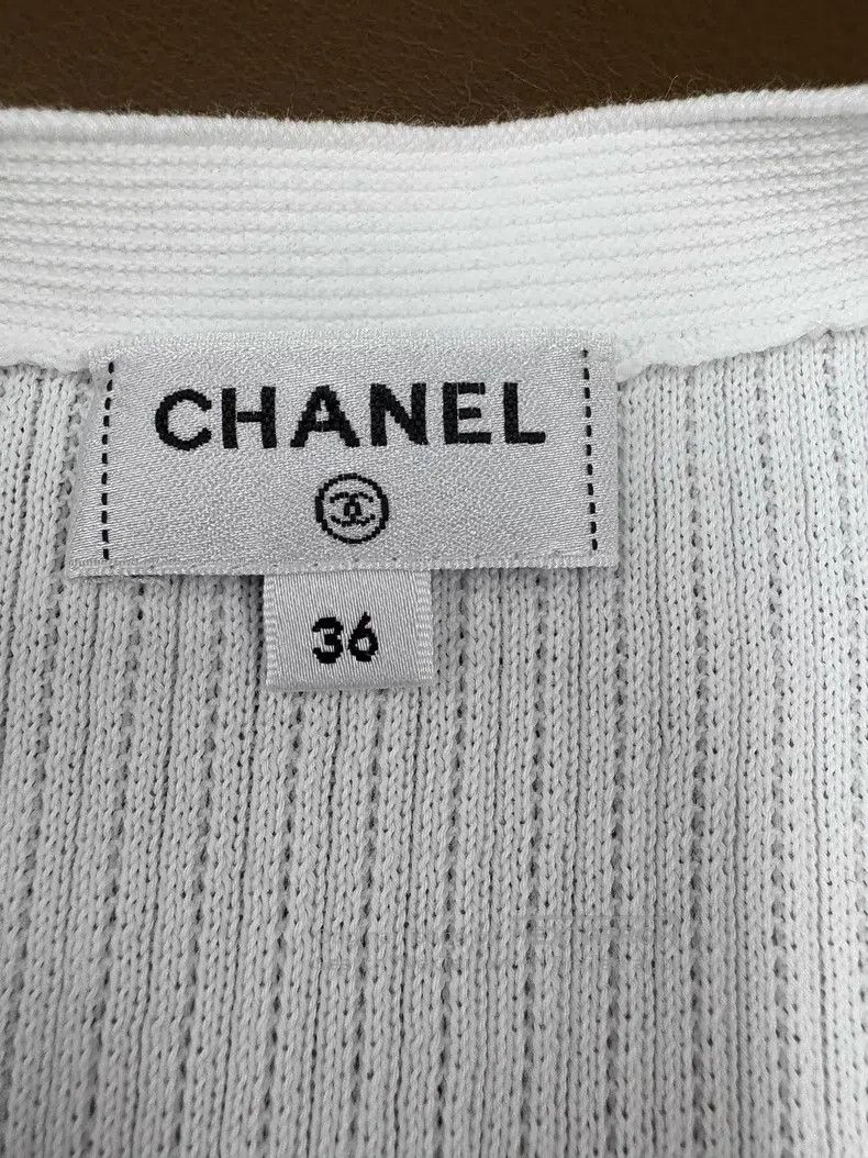 Chanel Chanel 24P white round-necked clover embroidered knitted s Size XS / US 0-2 / IT 36-38 - 5 Thumbnail