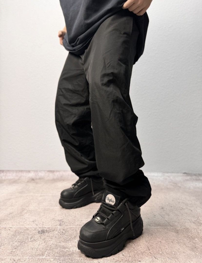 Lacoste Lacoste Nylon Sweatpants Vintage Size US 34 / EU 50 - 5 Thumbnail