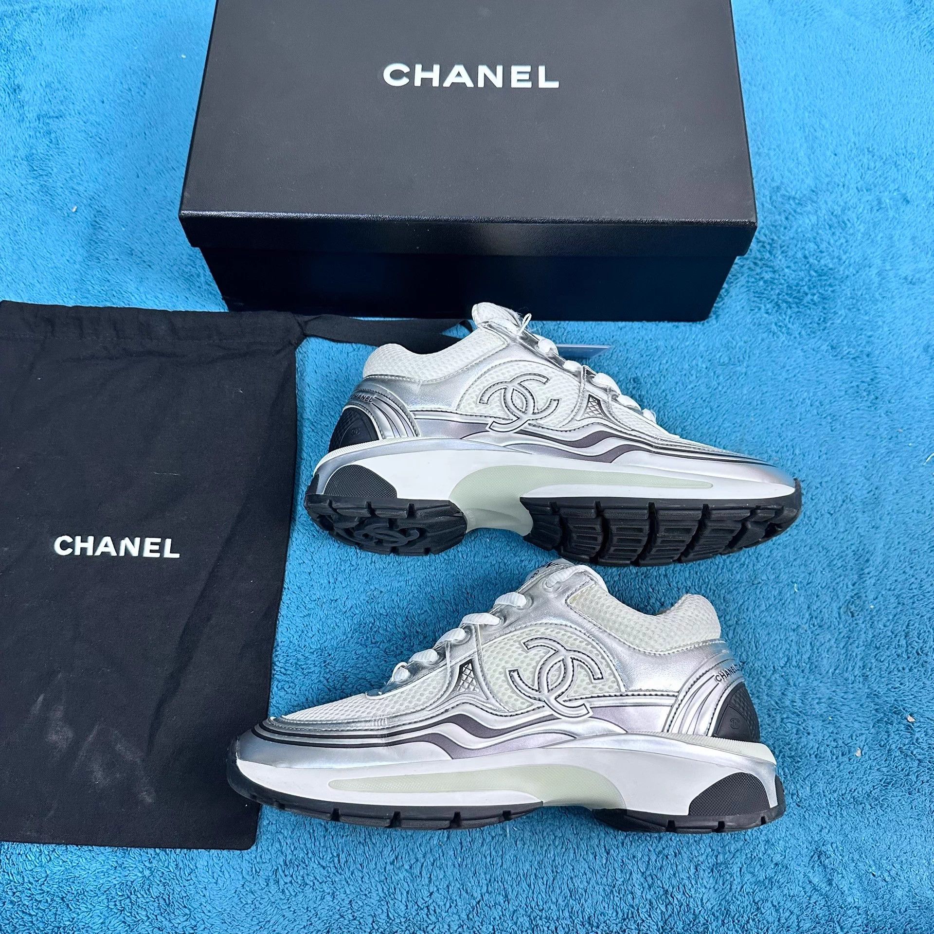 Chanel Chanel Silver Horn King Sneakers 37 Size US 6 / IT 36 - 2 Thumbnail