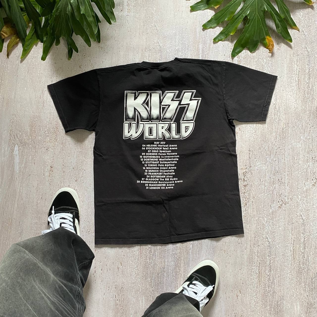 Band Tees VINTAGE Y2K KISS AMAZING FADED TOUR T SHIRT 37 Size US L / EU 52-54 / 3 - 2 Thumbnail