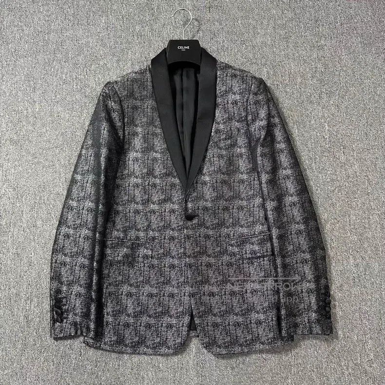 Dior Dior Satin stitched collared suit Size 46R - 1 Thumbnail