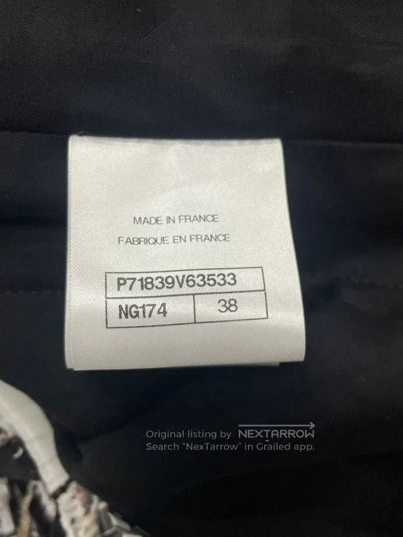 Chanel Chanel 22C Tweed Fringe Jacket. Size US M / EU 48-50 / 2 - 5 Thumbnail