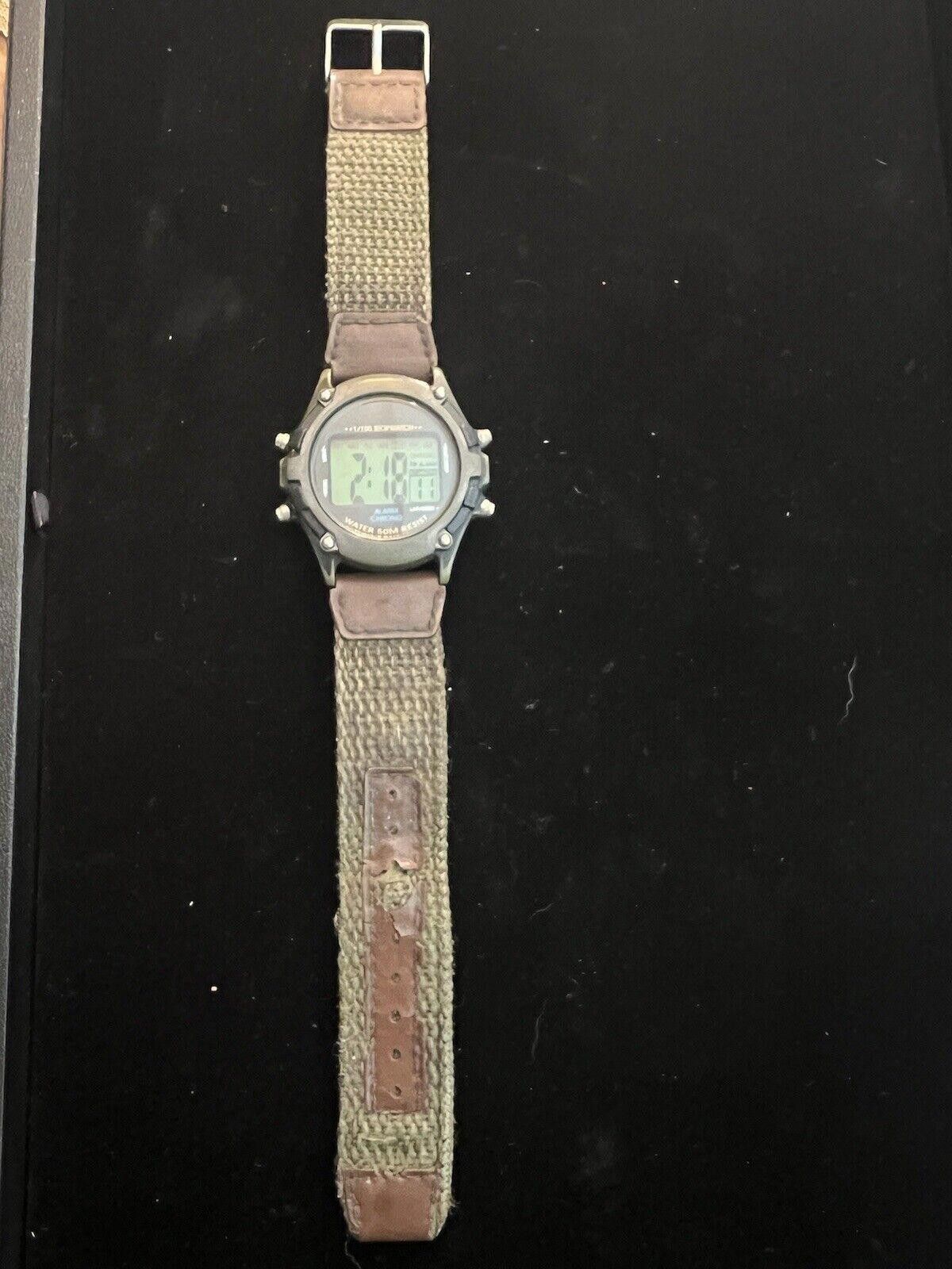 Designer Vintage Sports Watch Size ONE SIZE - 2 Thumbnail