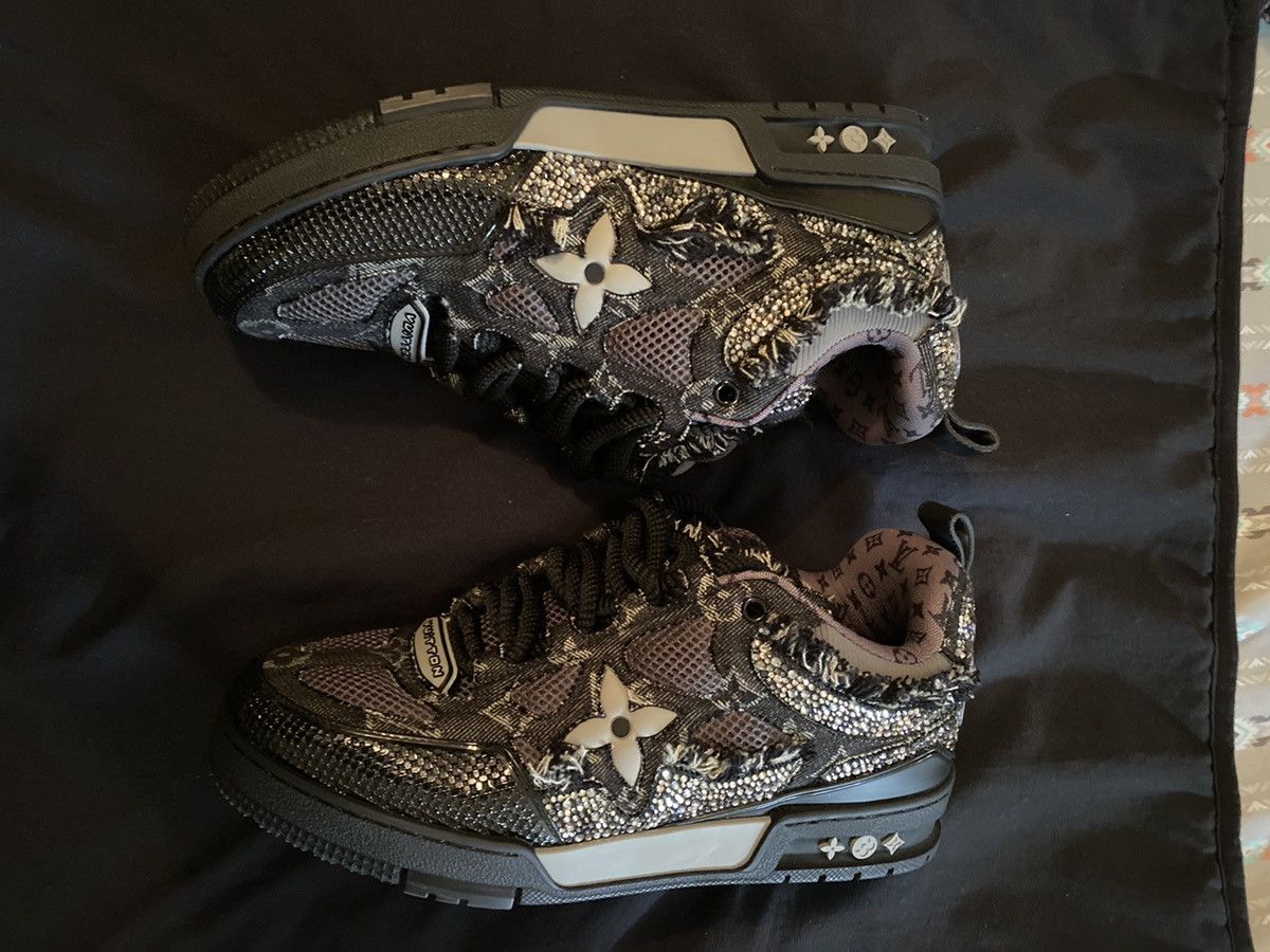 Louis Vuitton Louis Vuitton skate sneaker ‘black Swarovski monogram’ Size US 8.5 / EU 41-42 - 1 Thumbnail