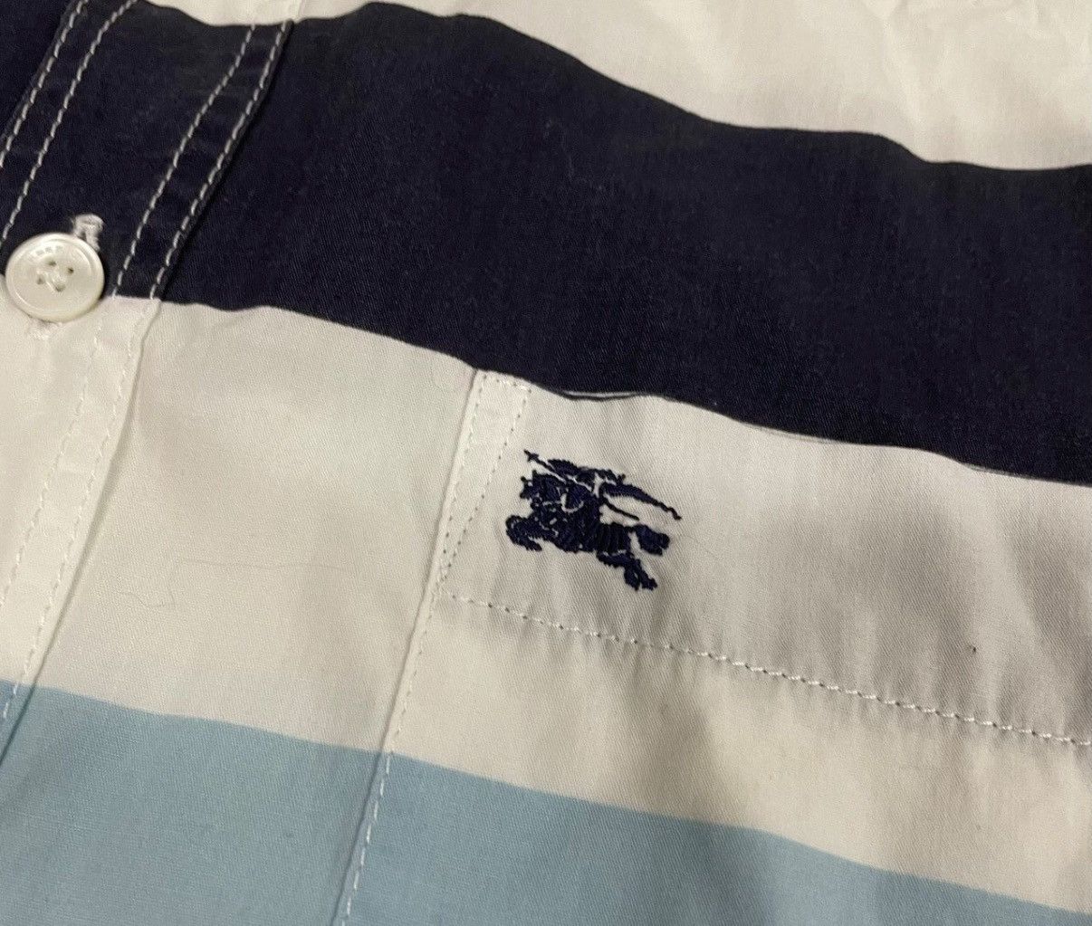 Burberry BURBERRY Striped Short-Sleeve Shirt J16 Size US M / EU 48-50 / 2 - 2 Thumbnail