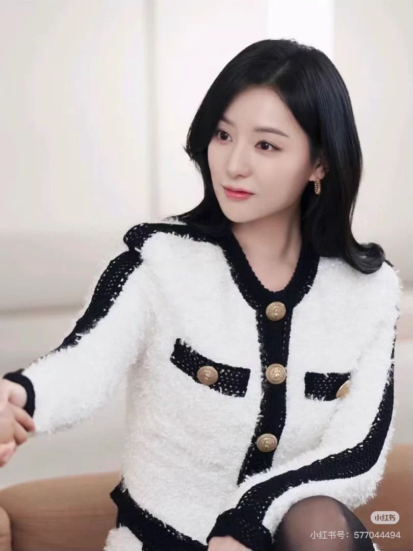 Balmain Balmain white woven Coco style jacket 42 Kim Ji-won Size M / US 6-8 / IT 42-44 - 1 Thumbnail