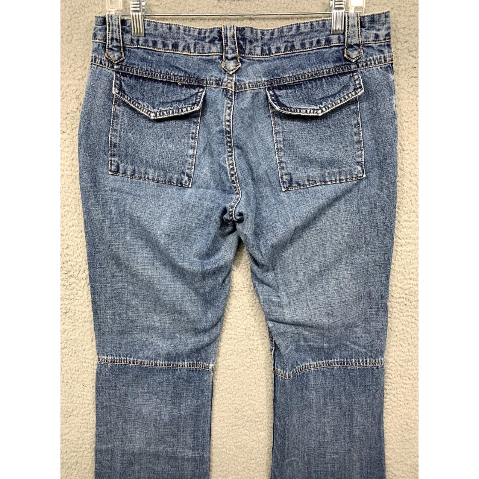 Old Navy Old Navy Womens Blue Jeans Size 10 Denim 33 x 30 Flared Leg Mid Rise Size 32" / US 10 / IT 46 - 5 Thumbnail