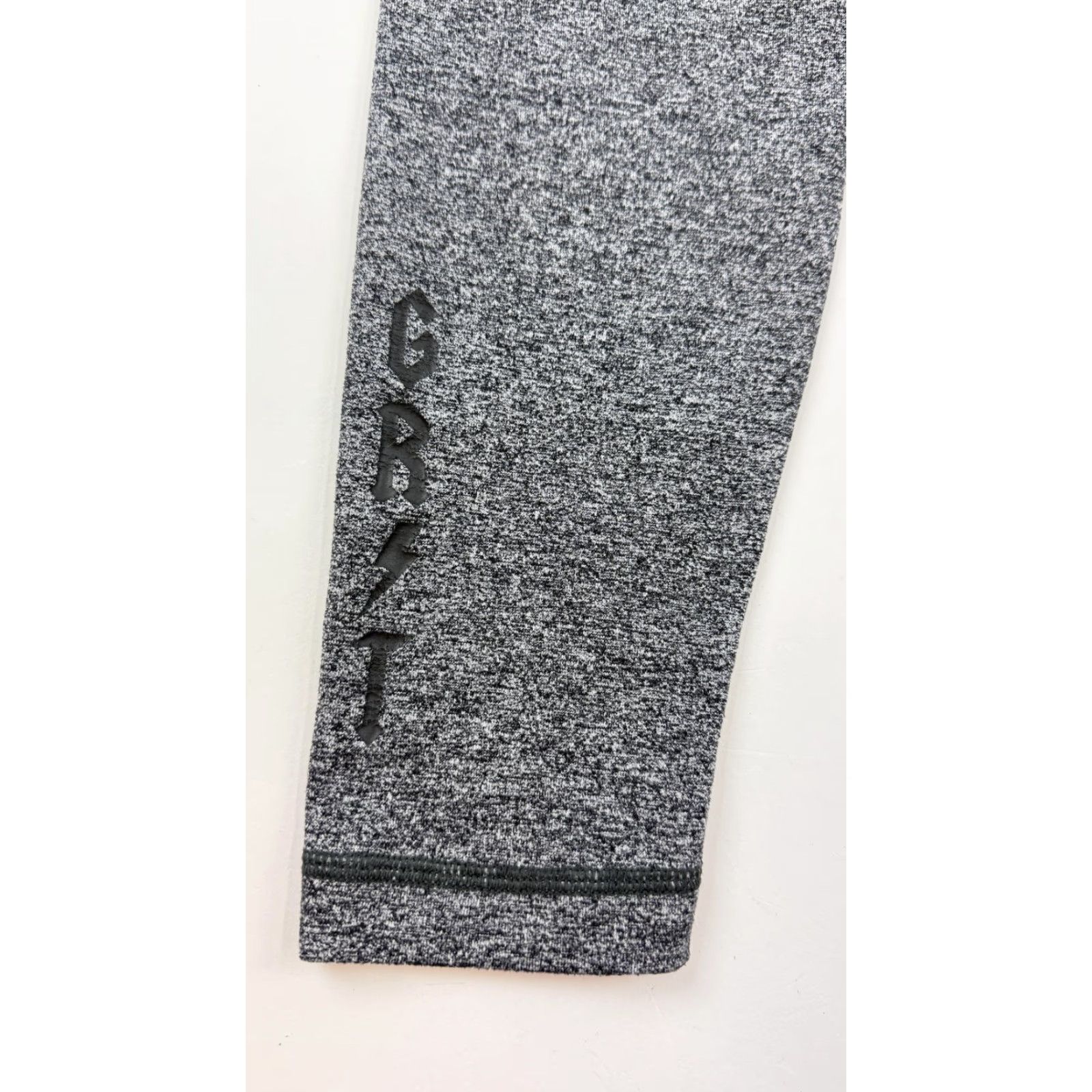 Lululemon Lululemon Leggings Womens 8 Gray Black Heather High Rise Yoga Pants Grit Logo Size 30" / US 8 / IT 44 - 4 Thumbnail