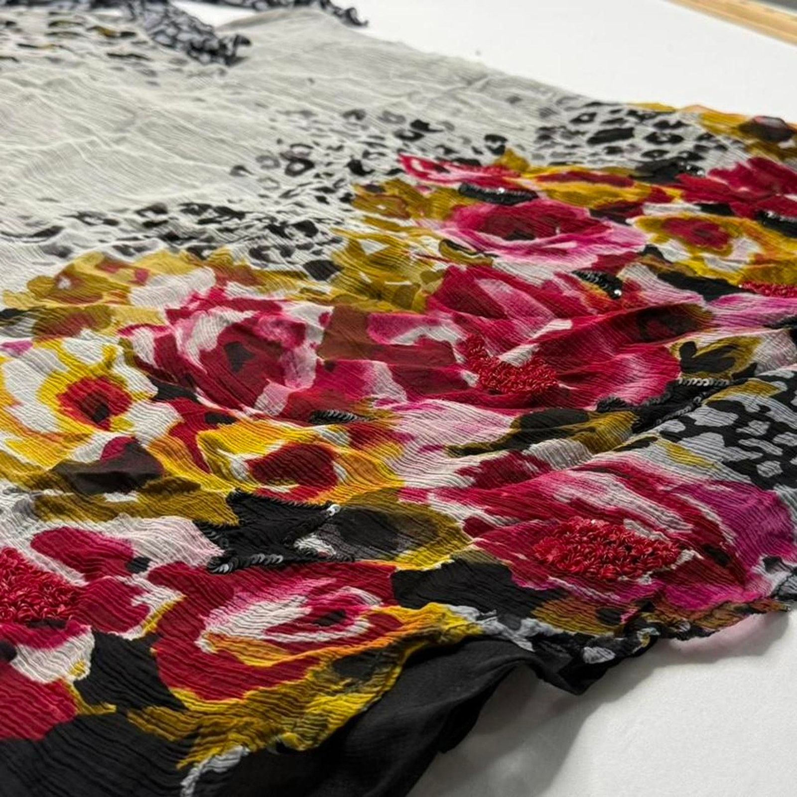 Other Silk Threads INC Early 2000s Floral Sequin Y2K Tank Size L Size L / US 10 / IT 46 - 4 Thumbnail