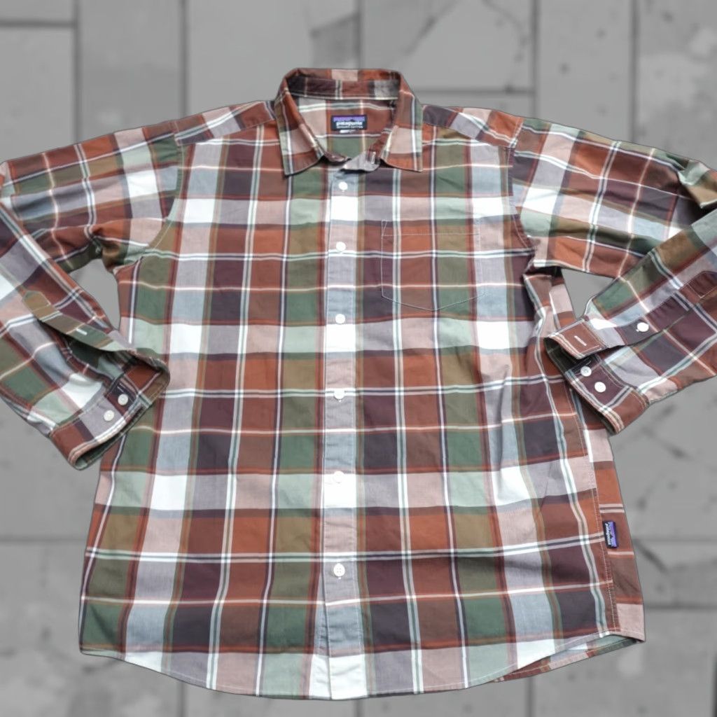 Patagonia Patagonia Shirt Large Brown Organic Cotton Plaid Button-Up Long Sleeve Mens L Size US L / EU 52-54 / 3 - 1 Thumbnail