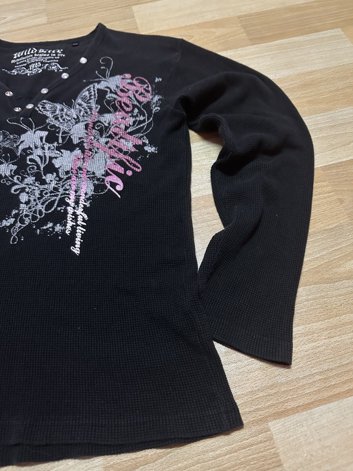 Beauty Beast Poem Long Sleeve Japanese Brand 🔥Rare Size US M / EU 48-50 / 2 - 5 Thumbnail
