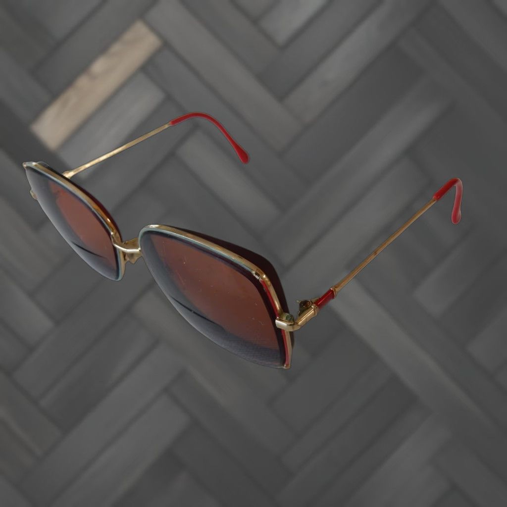 Vintage Luxottica Sunglasses Frames Only Women's Red 56[]16 135 Felicia Size ONE SIZE - 1 Thumbnail