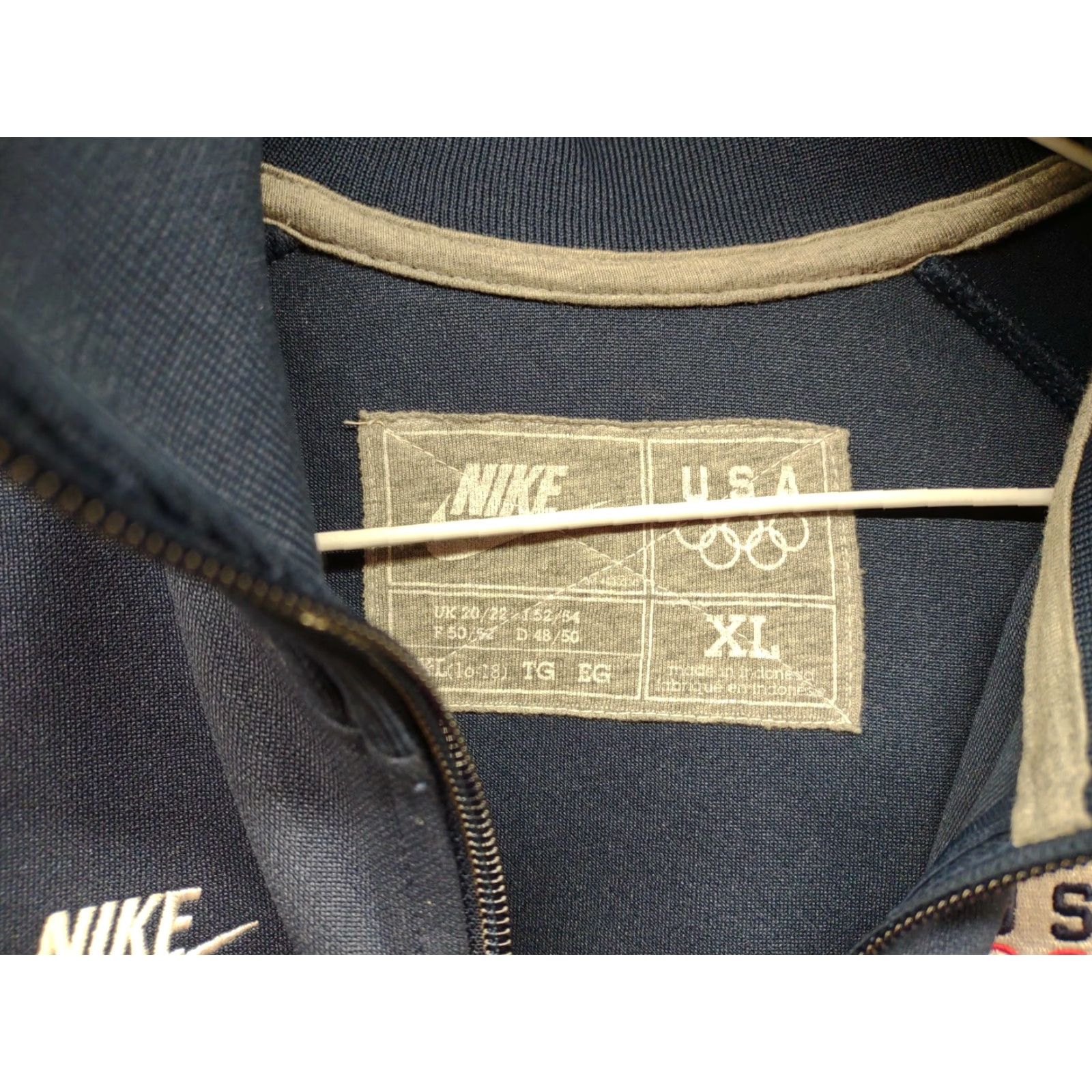 Nike Nike Team USA Vancouver 2010 Olympics Women's Jacket XL Blue windbreaker Team USA Vancouver 2010 Women’s Jacket XL blue Nike Womens Jacket Size XL / US 12-14 / IT 48-50 - 5 Thumbnail