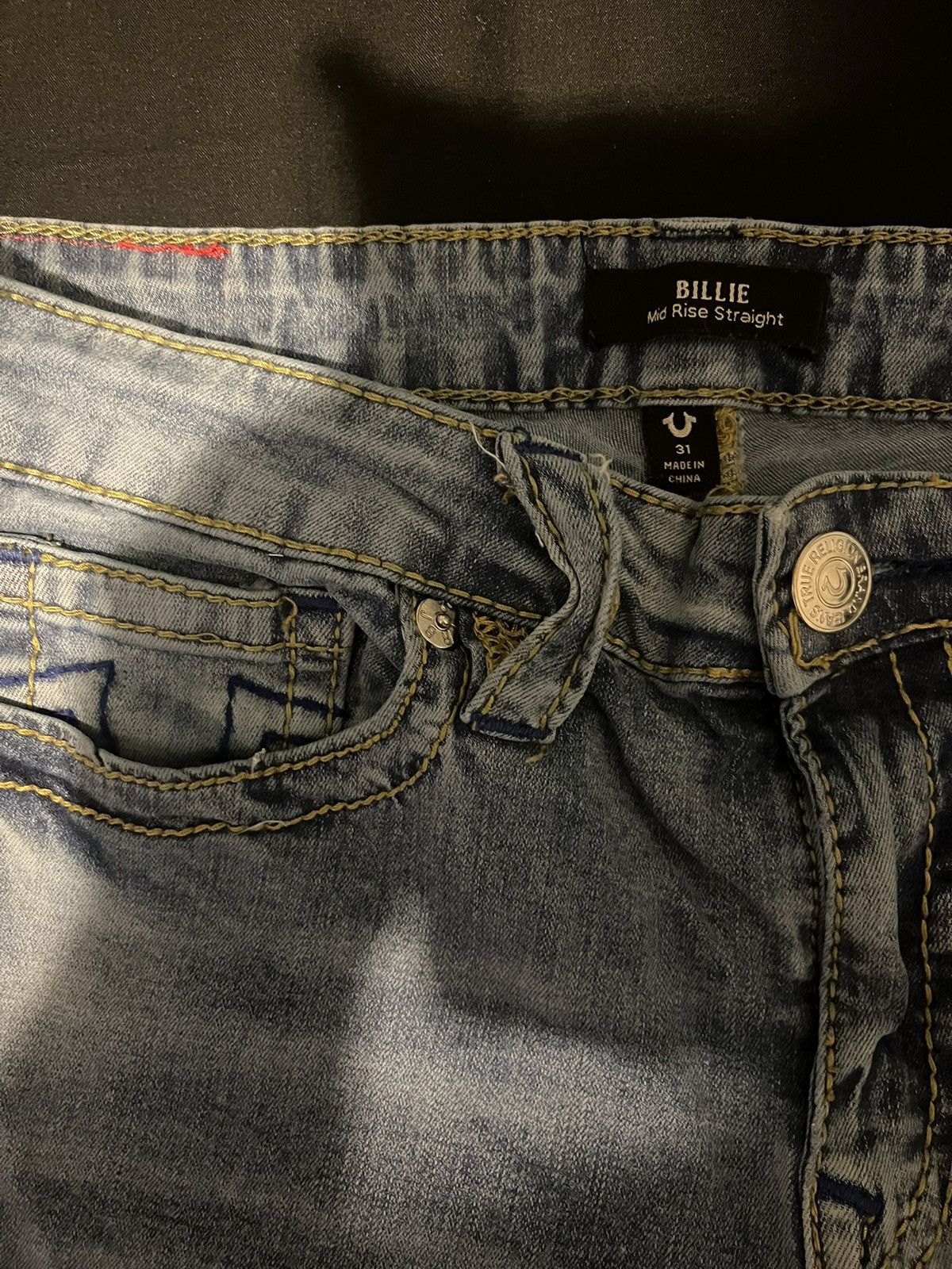 True Religion Bille Mid Rise Straight True Religion Jeans Size 31" - 2 Thumbnail