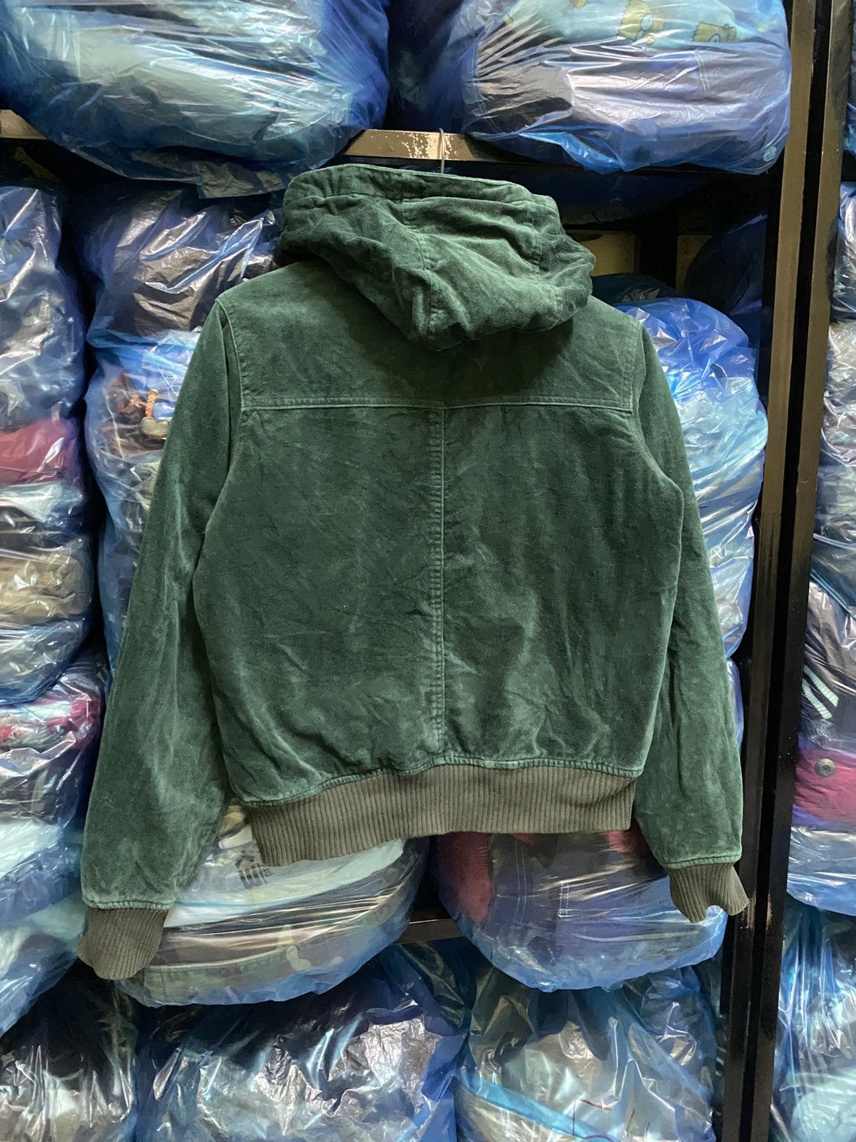 Disney VINTAGE DISNEY VELVET HOODIE Size M / US 6-8 / IT 42-44 - 12 Thumbnail