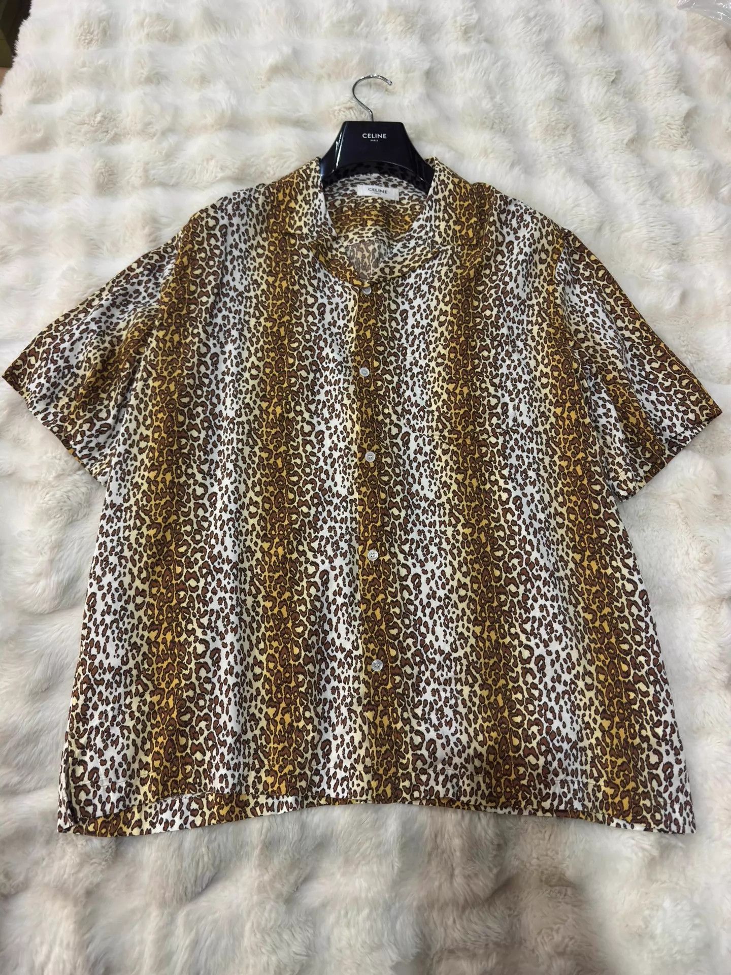 Celine Leopard Print Short Sleeve Button-Up Shirt Size US M / EU 48-50 / 2 - 1 Thumbnail
