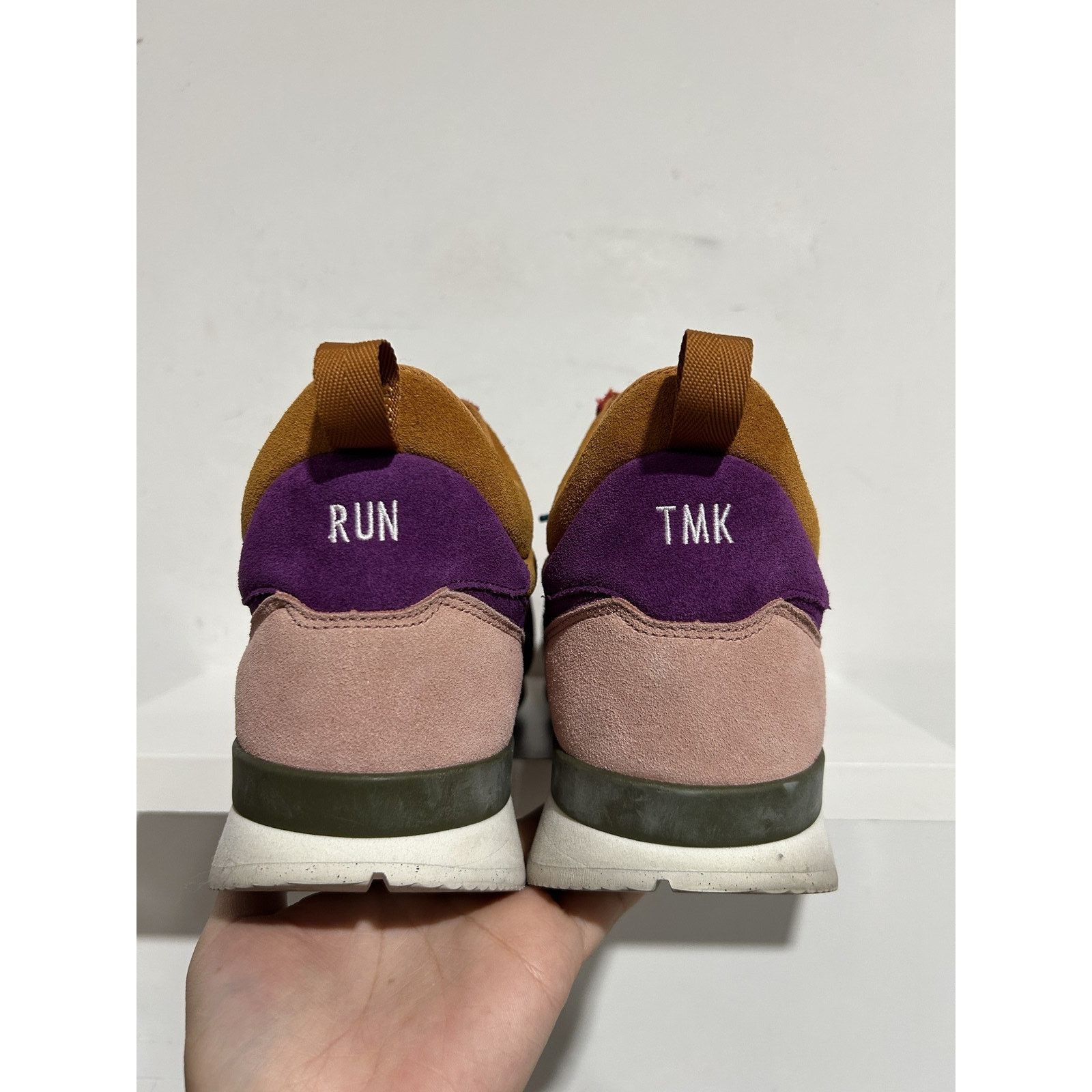 Nike INTERNATIONALIST MID NIKEID WHEAT PURPLE RED SIZE 14 Size US 14 / EU 47 - 4 Thumbnail