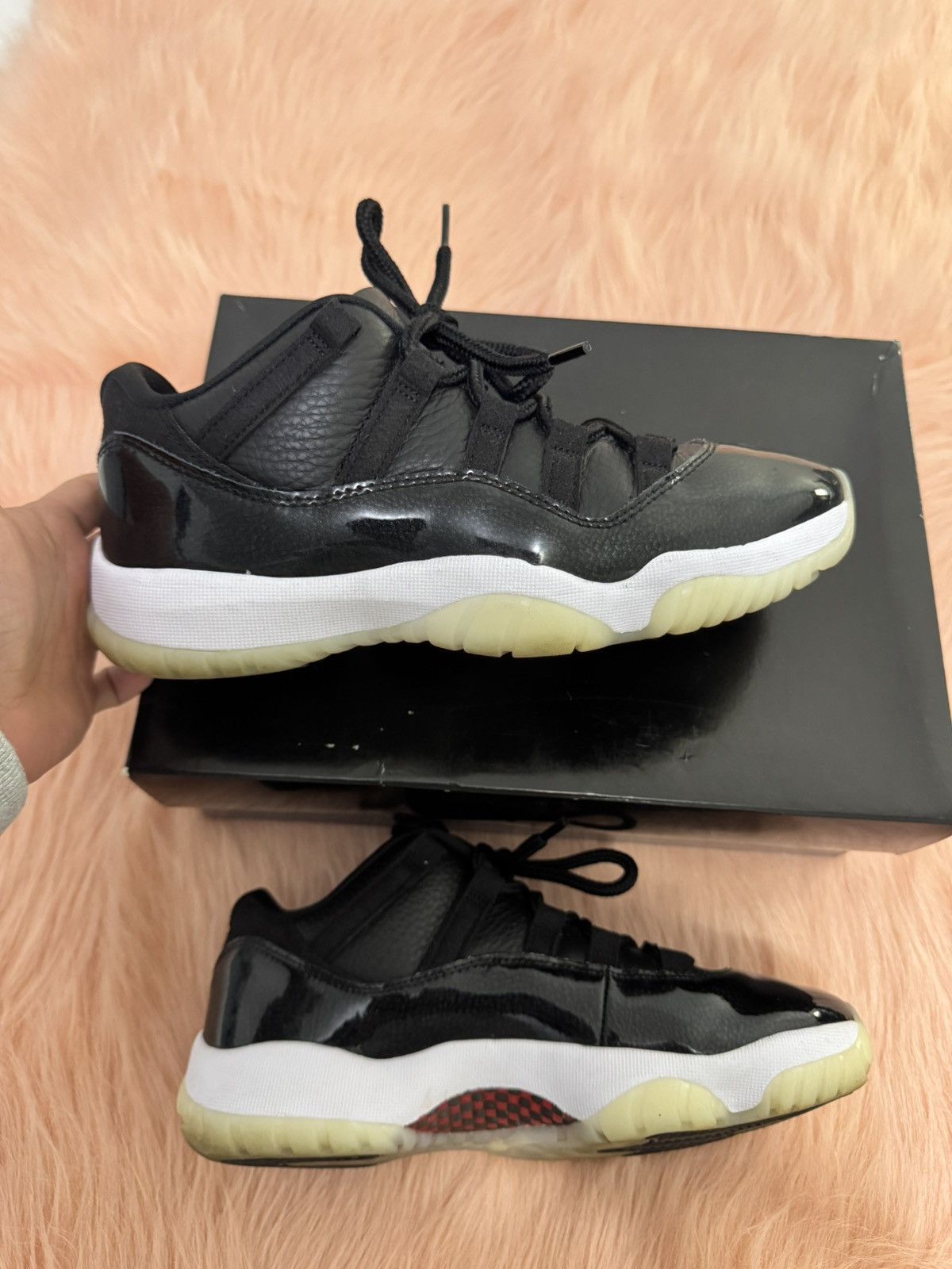 Jordan Brand Air Jordan 11 Retro Low 72/10 Size US 7 / EU 40 - 8 Thumbnail
