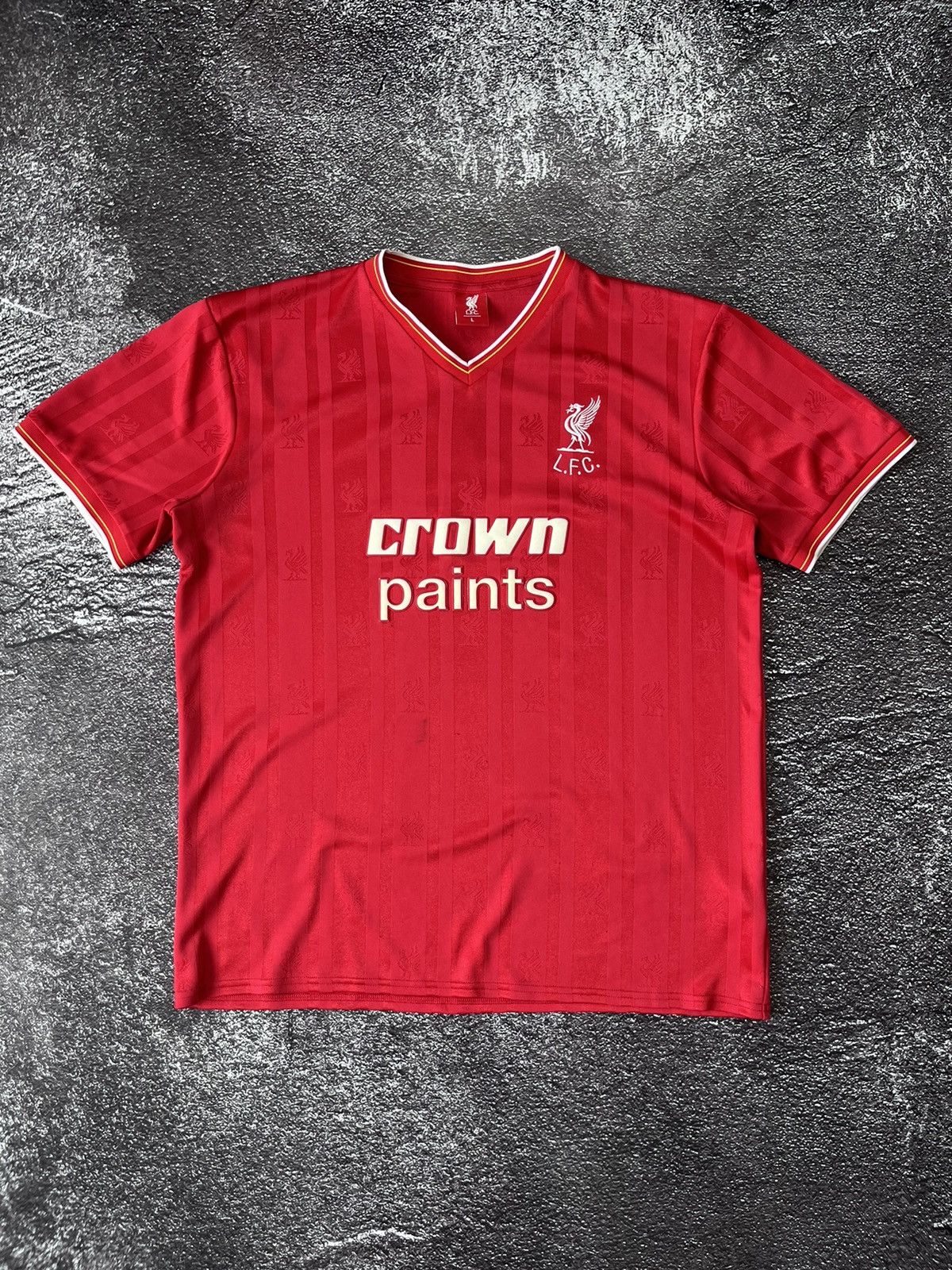Vintage 1982-85 Liverpool F.L.C. Crown Paints shirt Jersey football Size US L / EU 52-54 / 3 - 1 Thumbnail