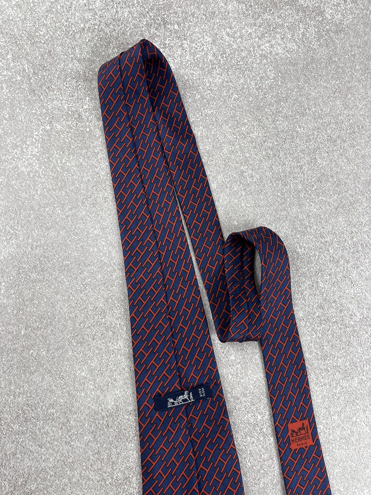 Hermes × Vintage Vintage Hermes Paris Monogram Silk Tie Size ONE SIZE - 7 Thumbnail