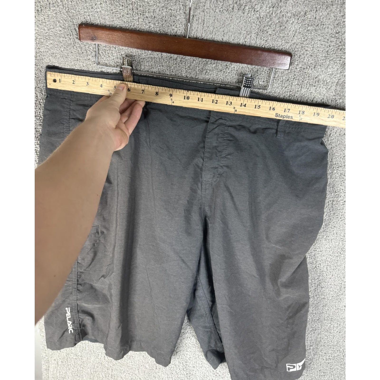 Vintage Pelagic Mens Shorts 40 Gray Quick Dry Stretch Hybrid Walkshort UPF Inseam 10 in Pockets Cargo Casual Travel Marine Nautical Beach Outdoor Sports Size US 40 / EU 56 - 6 Thumbnail