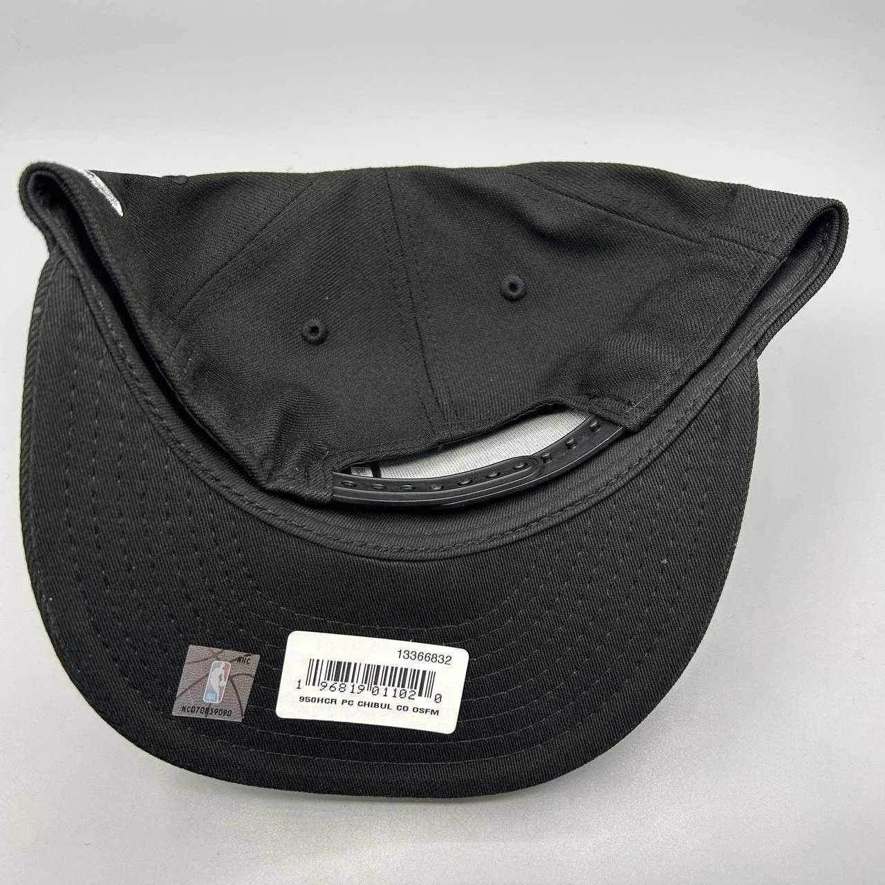 New Era Chicago Bulls Hat Men Black Snap Back Cap New High Crown Size ONE SIZE - 6 Thumbnail