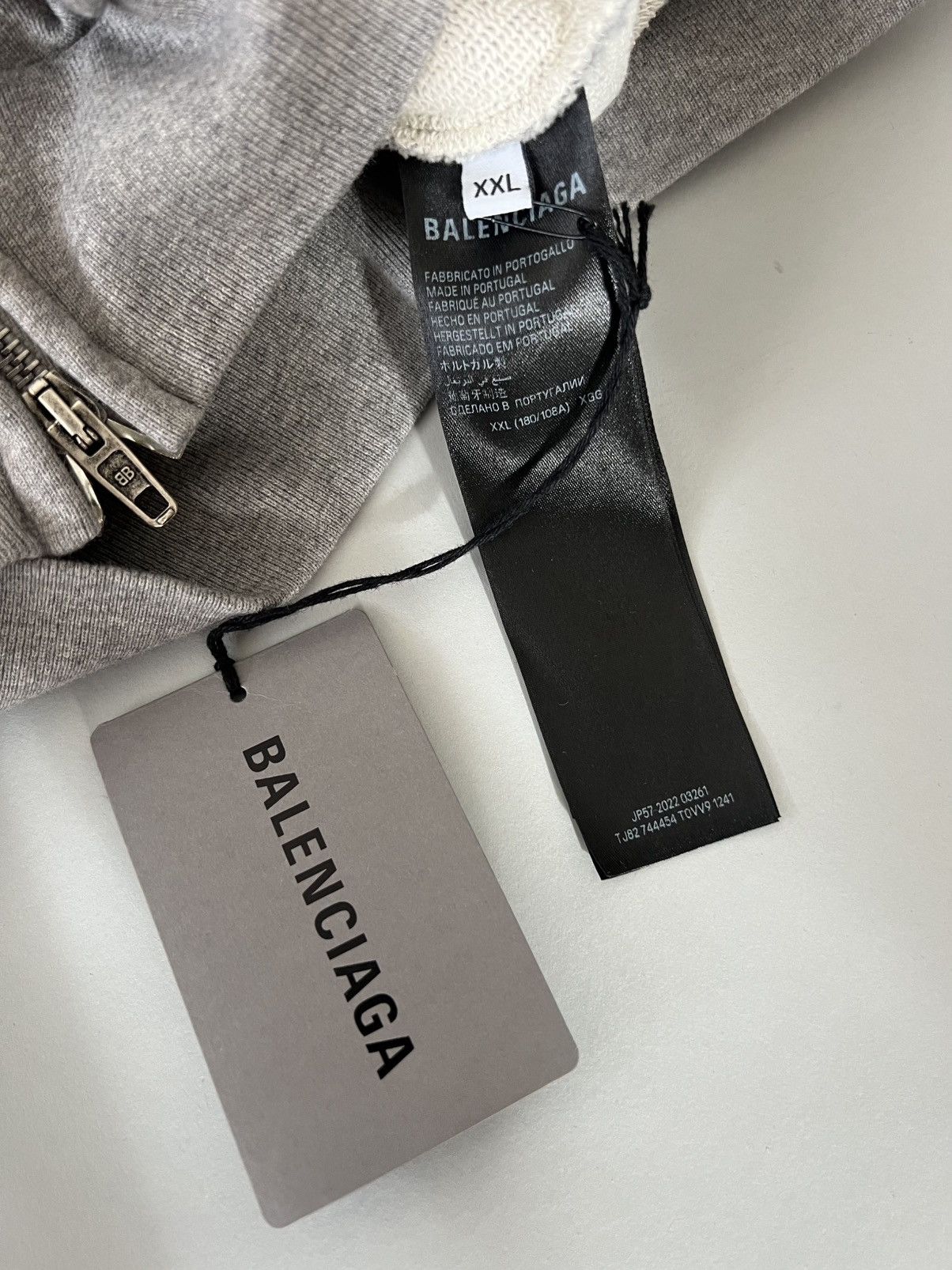 Balenciaga Faded Worn Out Effect Cotton Zip Hoodie in Grey Size US XXL / EU 58 / 5 - 11 Thumbnail