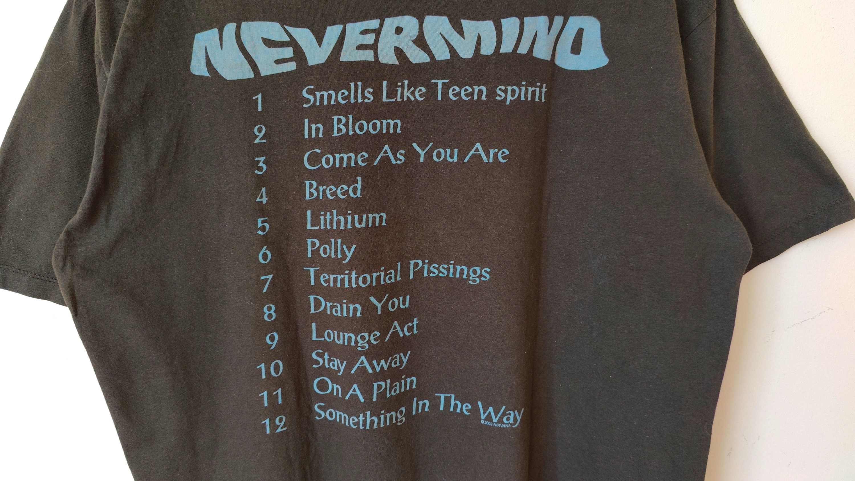 Other Nirvana Nevermind VTG 2002 Official CD Cover Tshirt Size US M / EU 48-50 / 2 - 3 Thumbnail