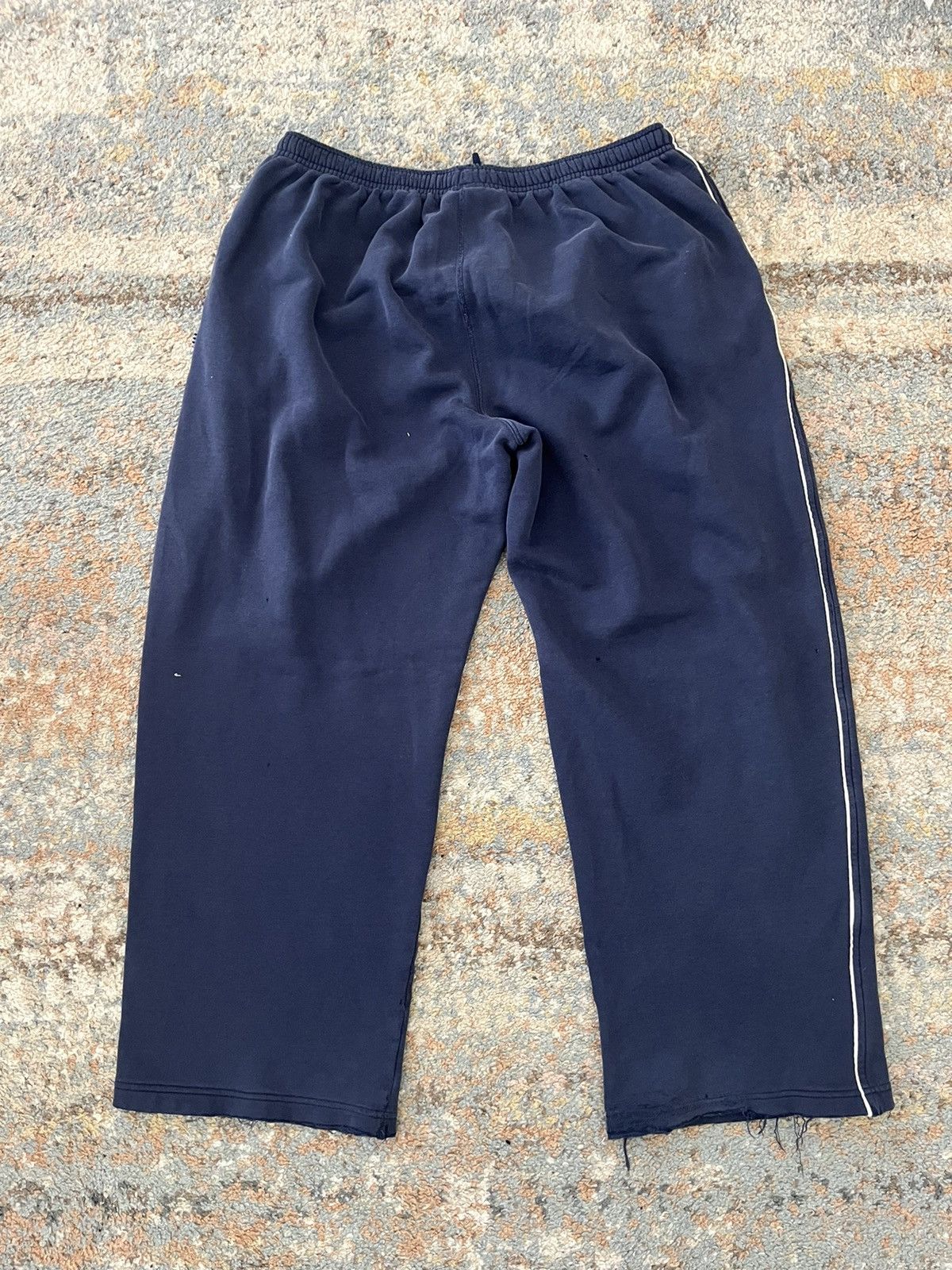Adidas × Vintage VTG Adidas Sweatpants Navy Faded Distressed Size US 34 / EU 50 - 7 Thumbnail